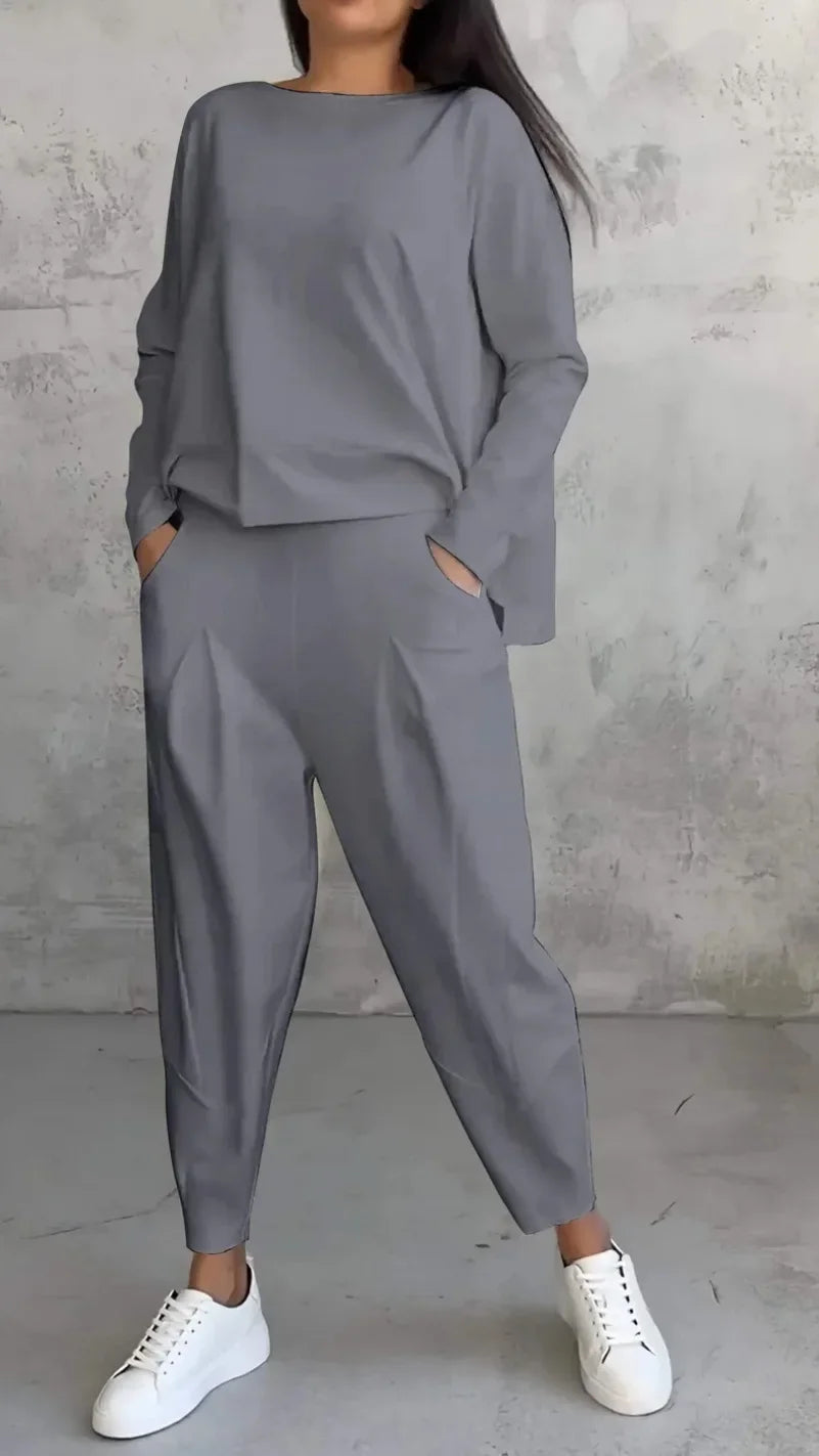 Modern Comfort Set: Long-sleeved top + Pants
