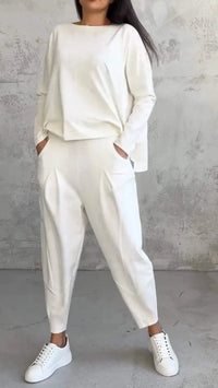 Modern Comfort Set: Long-sleeved top + Pants - White / S